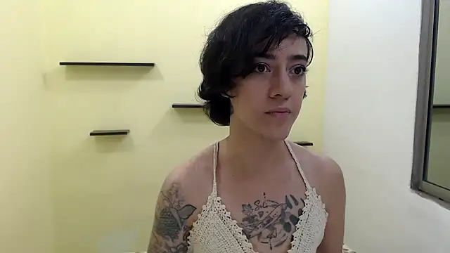 romina white18 online show from 25, 4, 2026