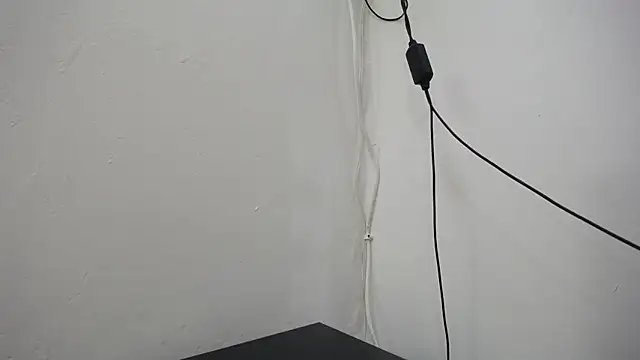romina white18 online show from 27, 4, 2026