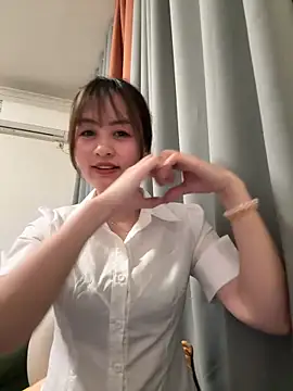 Yang 218 online show from 25, 4, 2026