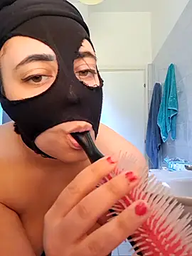 Snapshot of zuccherofilatoo chatting on 27, 3, 2026 zuccherofilatoo online show from 27, 3, 2026