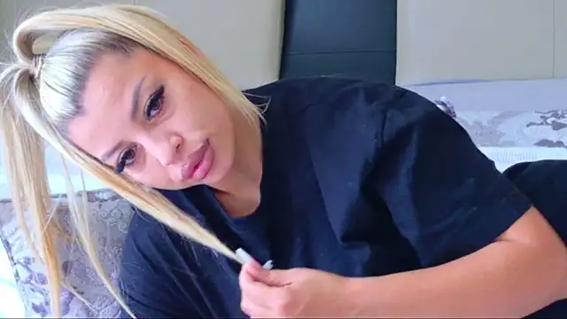 Ohh Nicole online show from 15, 5, 2026