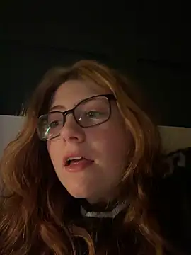 Snapshot of cherries17 chatting on 27, 3, 2026 cherries17 online show from 27, 3, 2026