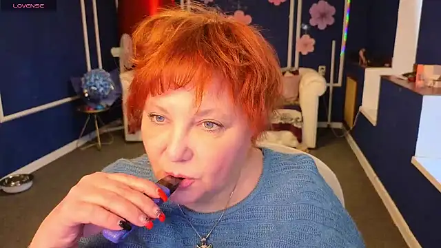 Kira Kingslee online show from 21, 4, 2026