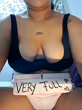 Snapshot of Whore_Messy1 chatting on 29, 3, 2026 Whore Messy1 online show from 29, 3, 2026