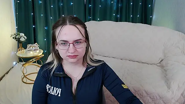 Bella Evansss1 online show from 29, 3, 2026