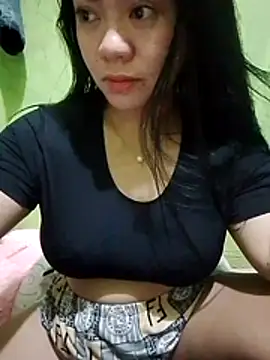 sweety honey27 online show from 19, 4, 2026