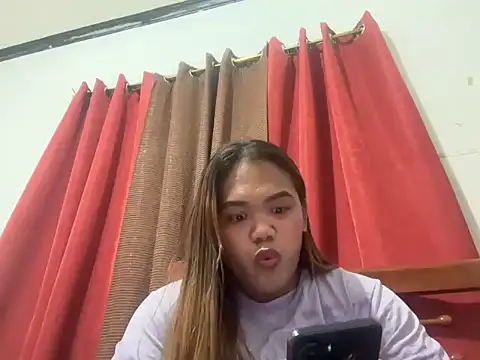 yourhotwild bella online show from 27, 7, 2026