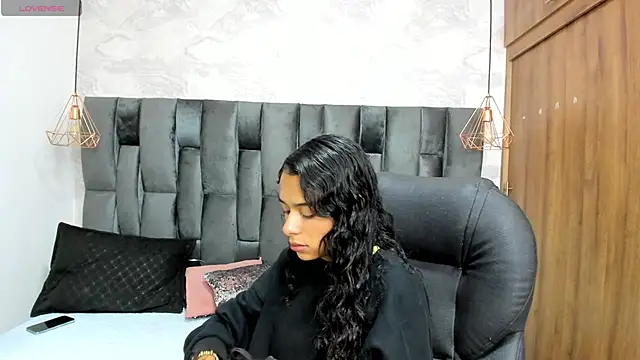 Snapshot of miarivers_1 chatting on 14, 4, 2026 miarivers 1 online show from 14, 4, 2026