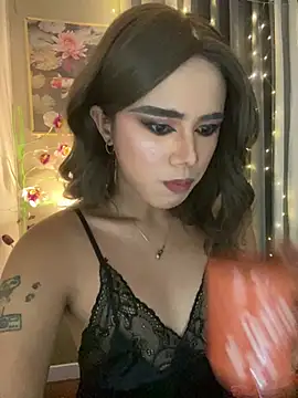  Flirtyprincess  online show from 12, 5, 2026
