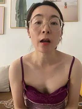 Snapshot of you-520 chatting on 7, 7, 2026 you-520 online show from 7, 7, 2026