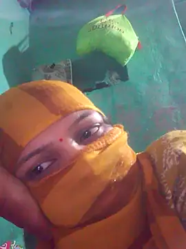 riyaa sexyy online show from 23, 4, 2026