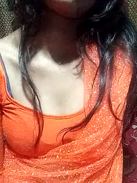 riyaa sexyy online show from 5, 5, 2026