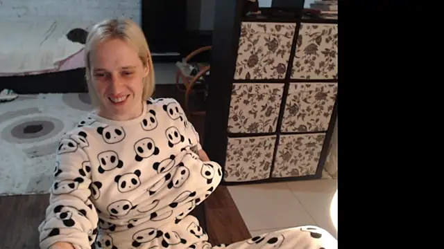Snapshot of Sweet_hot_shrmp chatting on 27, 5, 2026 Sweet hot shrmp online show from 27, 5, 2026