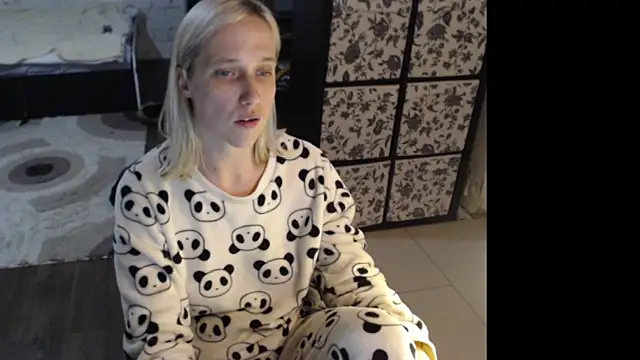 Snapshot of Sweet_hot_shrmp chatting on 8, 6, 2026 Sweet hot shrmp online show from 8, 6, 2026