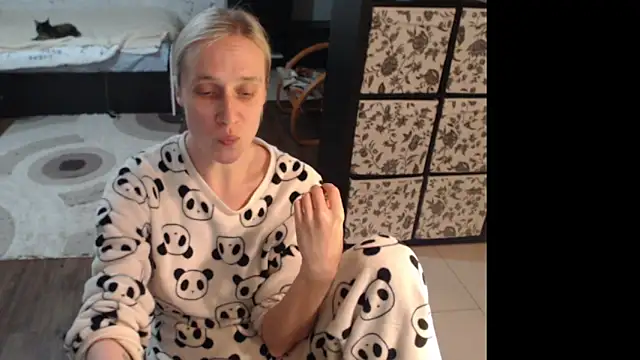 Snapshot of Sweet_hot_shrmp chatting on 13, 6, 2026 Sweet hot shrmp online show from 13, 6, 2026