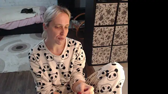 Snapshot of Sweet_hot_shrmp chatting on 25, 6, 2026 Sweet hot shrmp online show from 25, 6, 2026