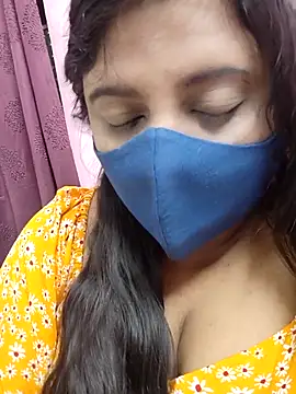 Snapshot of Tami-sonia chatting on 3, 4, 2026 Tami-sonia online show from 3, 4, 2026