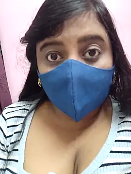 Snapshot of Tami-sonia chatting on 4, 4, 2026 Tami-sonia online show from 4, 4, 2026