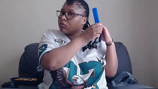 Snapshot of xxZoeyx chatting on 4, 11, 2025 xxZoeyx online show from 4, 11, 2025