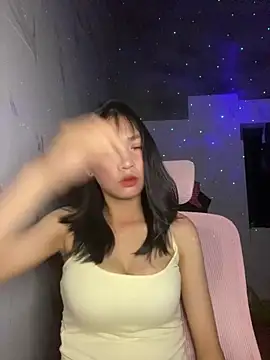 Love-suck12 online show from 9, 4, 2026