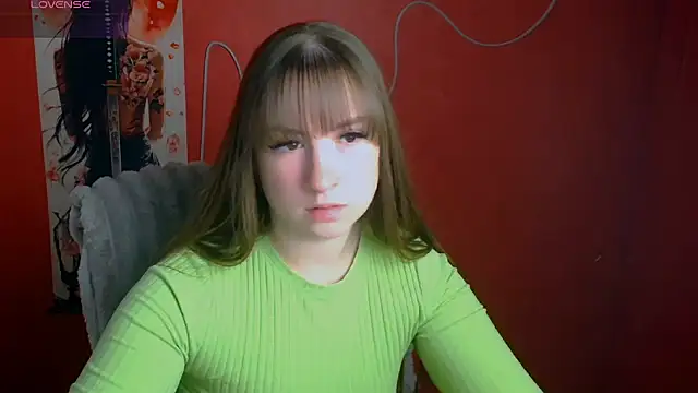 Snapshot of Tiffani_Angel chatting on 3, 5, 2026 Tiffani Angel online show from 3, 5, 2026
