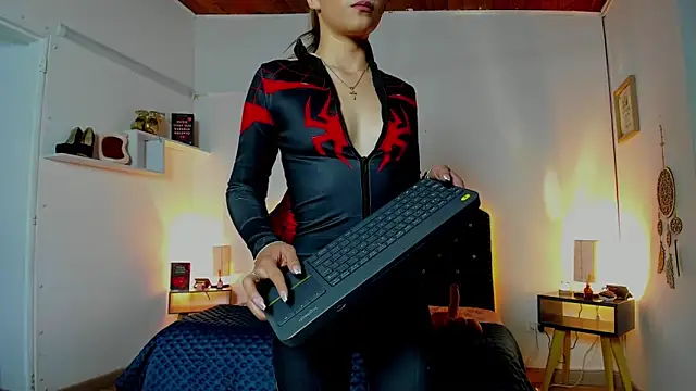SaraRoads online show from 15, 4, 2026