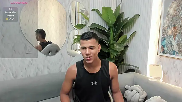 Snapshot of noahdark_ chatting on 15, 4, 2026 noahdark online show from 15, 4, 2026