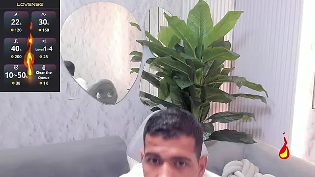 Snapshot of noahdark_ chatting on 2, 5, 2026 noahdark online show from 2, 5, 2026