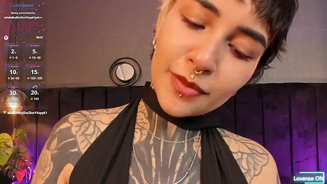 Luana fiore online show from 10, 5, 2026