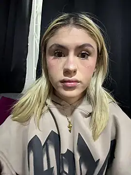 Lia fire online show from 12, 5, 2026