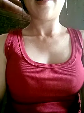 Snapshot of Lisa-aa chatting on 6, 4, 2026 Lisa-aa online show from 6, 4, 2026