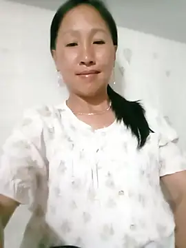 Snapshot of Lisa-aa chatting on 17, 5, 2026 Lisa-aa online show from 17, 5, 2026