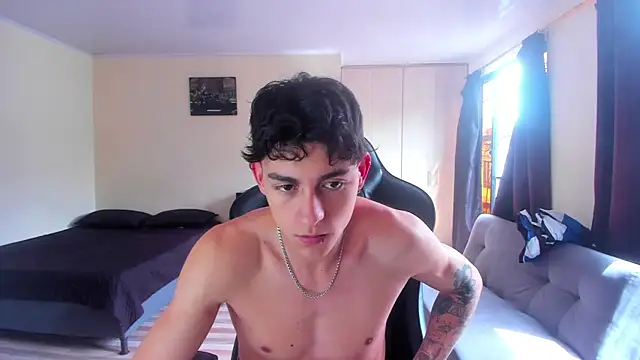 Luke Chill online show from 7, 4, 2026