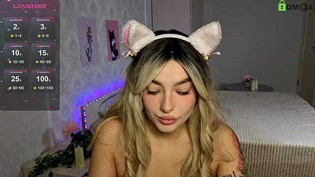 Snapshot of Emily_Bloom_119 chatting on 6, 5, 2026 Emily Bloom 119 online show from 6, 5, 2026