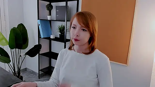 CherryCrushLove online show from 10, 4, 2026