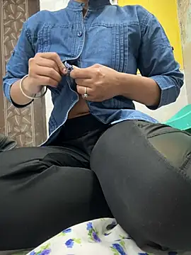miss aaashikaa online show from 5, 5, 2026