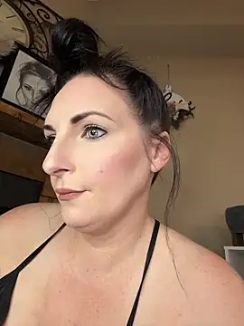 Snapshot of taylorsunshine chatting on 9, 6, 2026 taylorsunshine online show from 9, 6, 2026