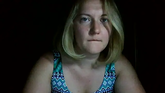 TinaKittyX online show from 24, 6, 2026