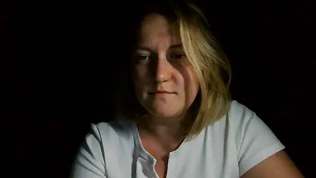 TinaKittyX online show from 27, 6, 2026