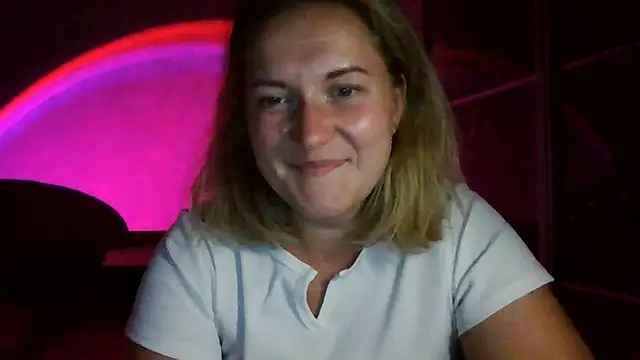 TinaKittyX online show from 29, 7, 2026