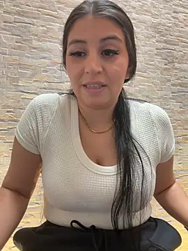 Snapshot of VeyraBlack chatting on 19, 5, 2026 VeyraBlack online show from 19, 5, 2026