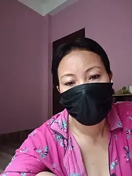 Bristy BigBoobs online show from 18, 7, 2026