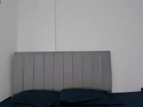 jazlycute   online show from 28, 4, 2026