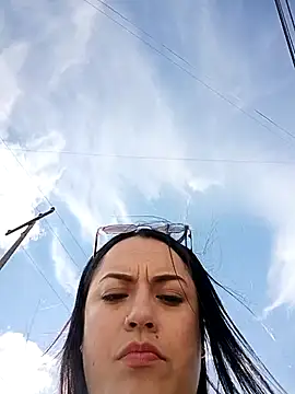 Lesli 26 online show from 2, 4, 2026