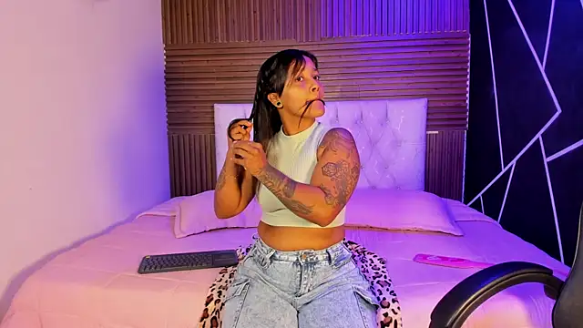 LexiAdamss online show from 14, 5, 2026