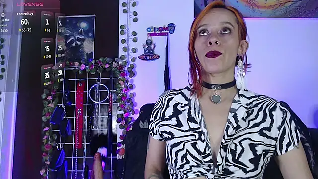 Lexxii hot col online show from 13, 6, 2026