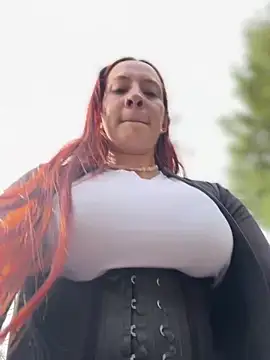 Samyra Biker12 online show from 25, 5, 2026
