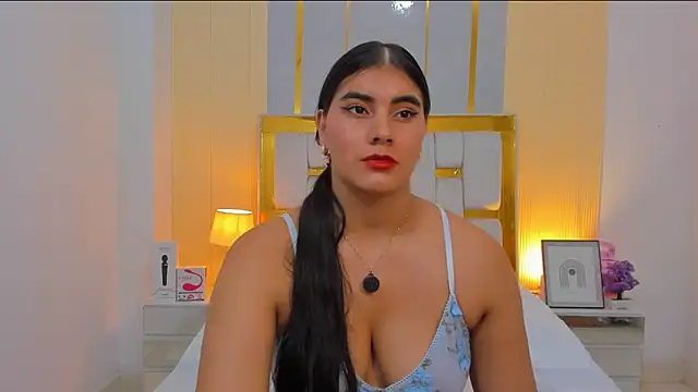 Alara Keyy online show from 6, 5, 2026