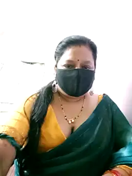 Snapshot of PINKI_024 chatting on 15, 4, 2026 PINKI 024 online show from 15, 4, 2026