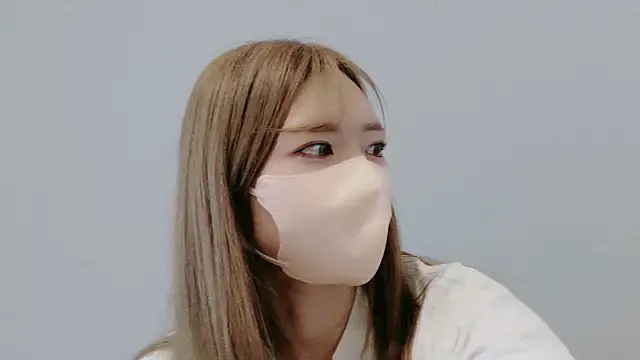 YUA 0425 online show from 30, 7, 2026